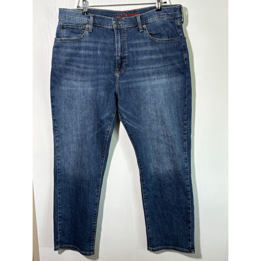Lucky Brand 410 Jeans Mens 38x30 Blue Athletic Straight Stretch Denim